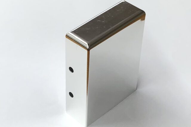 アルミ素材の錫メッキ(スズメッキ)加工事例