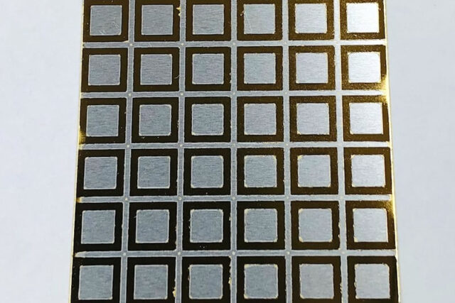パターン部分メッキ：部分金メッキ